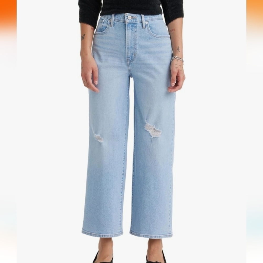 Levis Womens High-Rise Crop Wide Leg Light Wash Jean NWT Size 24